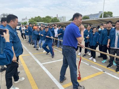 热烈 活力！——带你看一场精彩的拔河battle